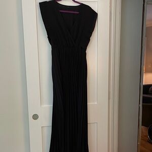 Chic Black Maxi Dress
